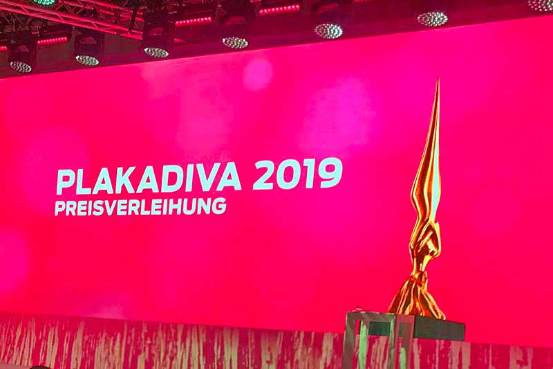 Bild von der Preisverleihung zur besten Out-of-home-Kampagne 2019