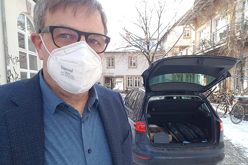 Notebooks und Tablet als Spende für den CCCFr